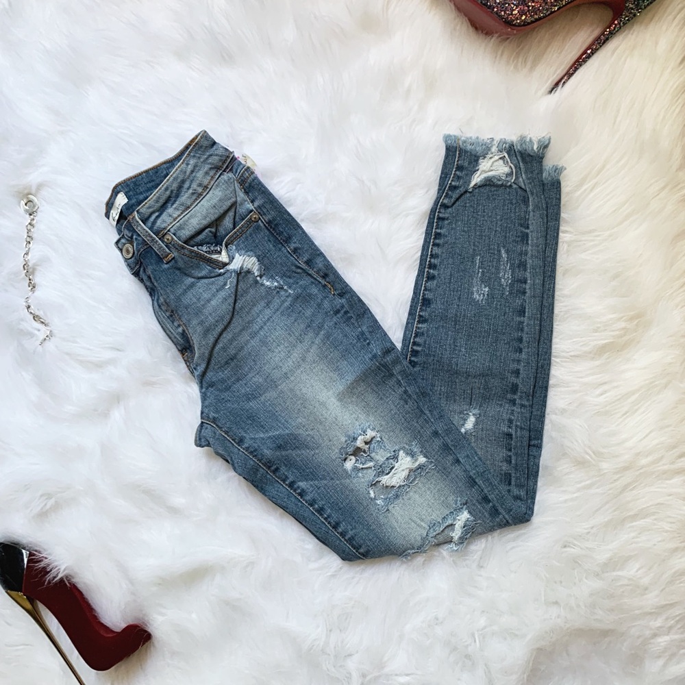 Distress Ankle Skinny Jeans